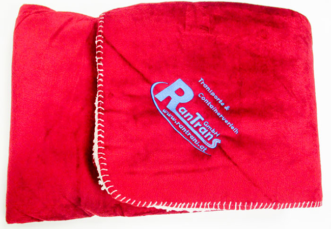 Fleecedecke mit Stick - Kundenbindung
