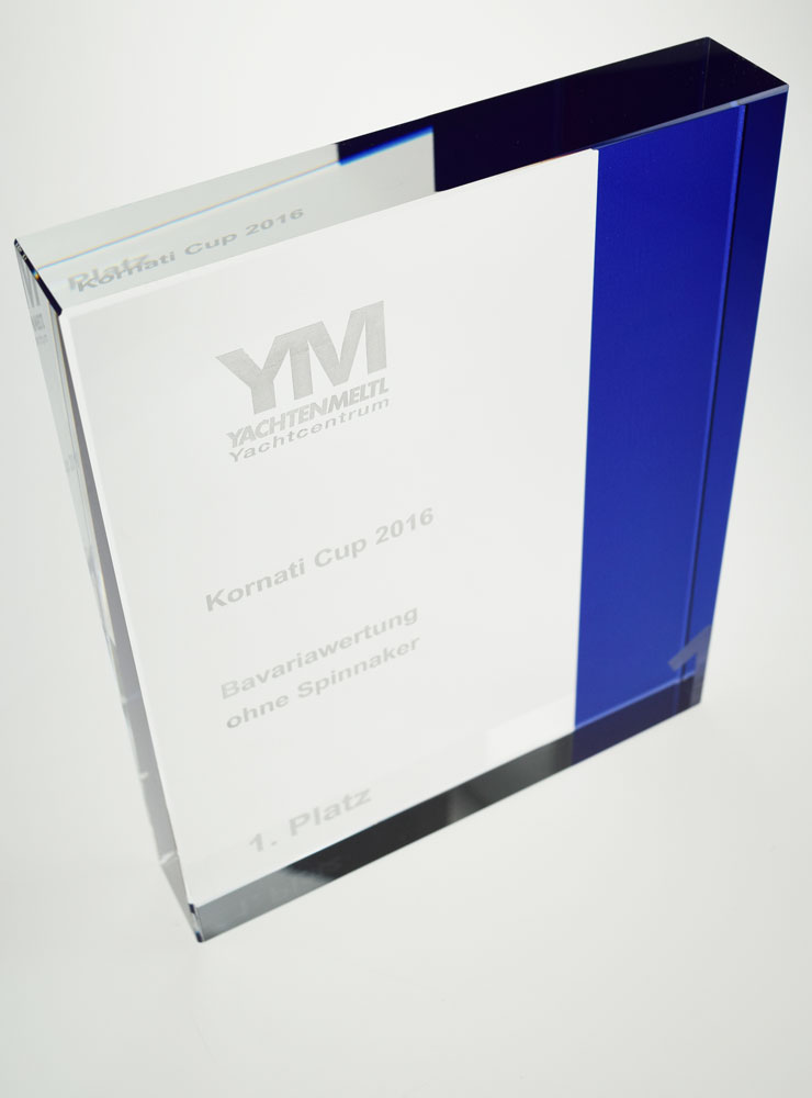 Glasgravur Glas-Trophy "Noblesse" mit Sonderanfertigung
